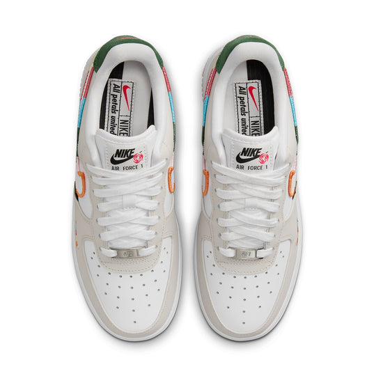 Nike Air Force 1 Low &