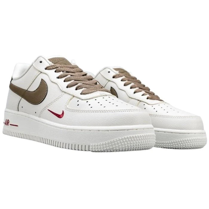Nike Air Force 1 &