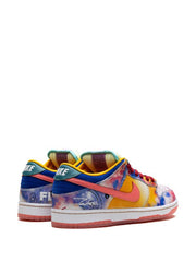 Dunk Low SB "Friends & Family - Futura Laboratories - Sunblush" sneakers